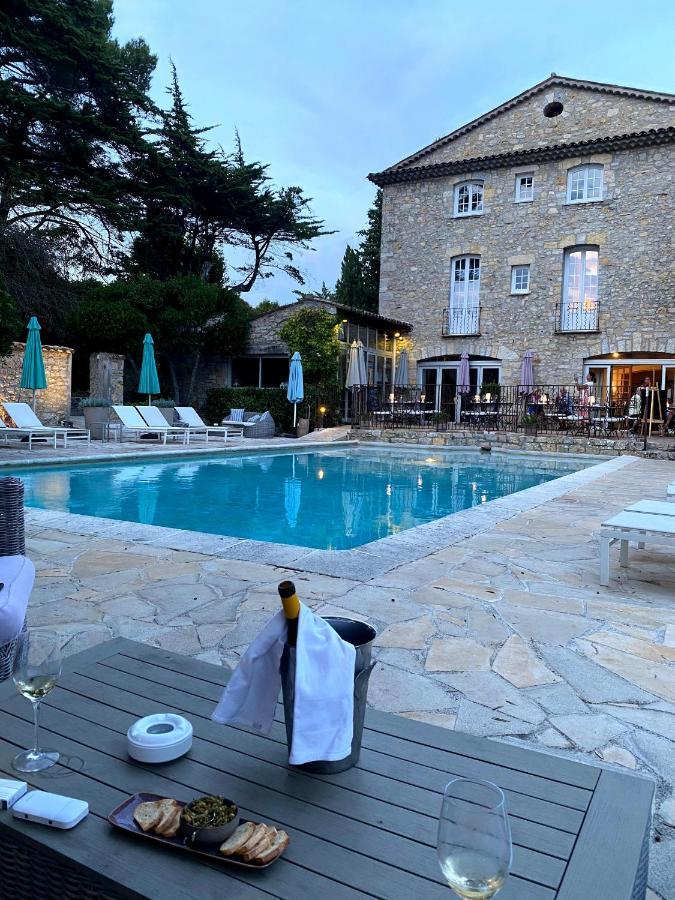 Le Manoir De L'Etang Hotel Mougins Bagian luar foto