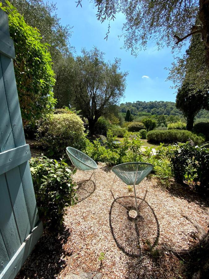 Le Manoir De L'Etang Hotel Mougins Bagian luar foto