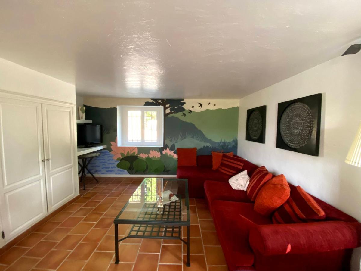 Le Manoir De L'Etang Hotel Mougins Bagian luar foto