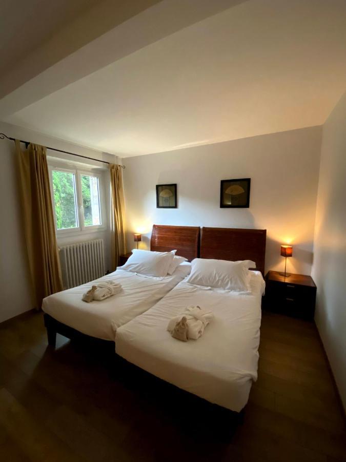 Le Manoir De L'Etang Hotel Mougins Bagian luar foto