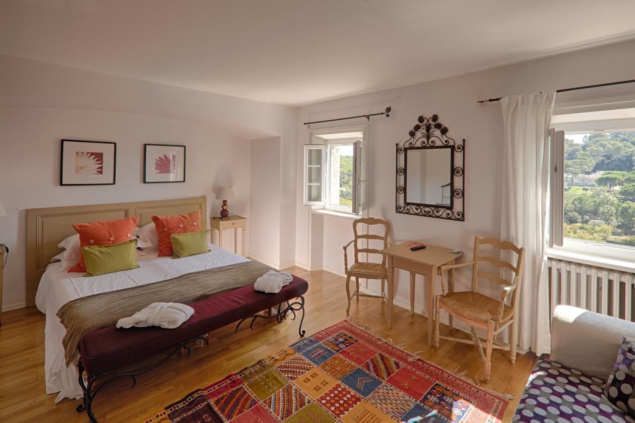 Le Manoir De L'Etang Hotel Mougins Bagian luar foto