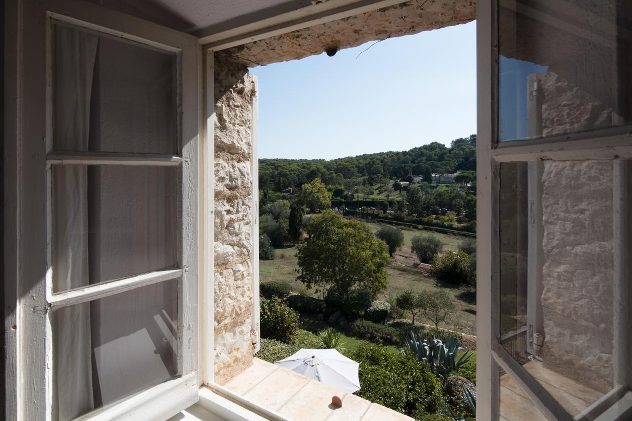 Le Manoir De L'Etang Hotel Mougins Bagian luar foto