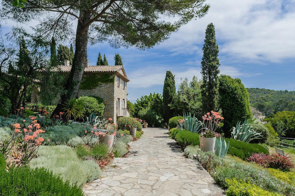 Le Manoir De L'Etang Hotel Mougins Bagian luar foto