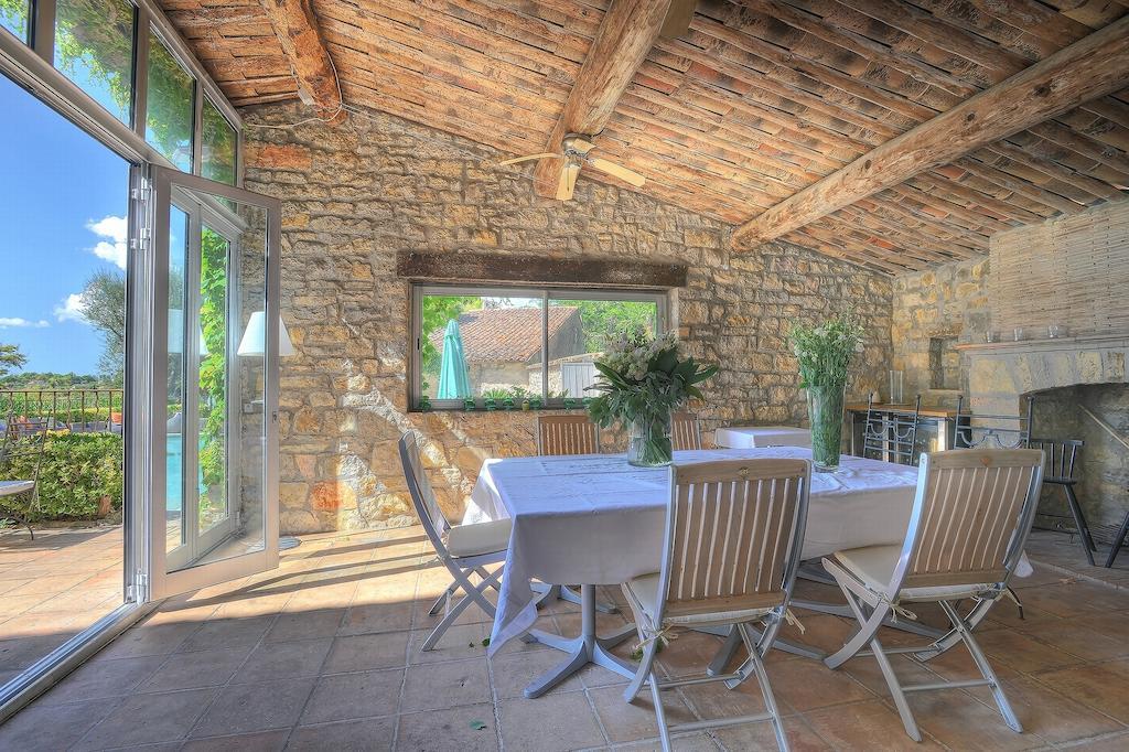 Le Manoir De L'Etang Hotel Mougins Bagian luar foto